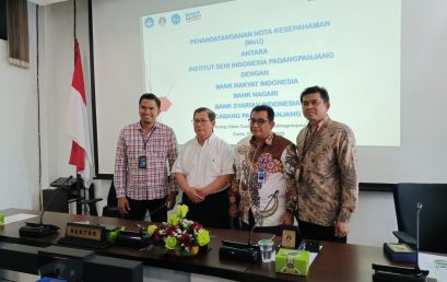 PERKUAT KERJASAMA-ISI PADANGPANJANG TEKEN MoU BIDANG PENGELOLAAN KEUANGAN DENGAN PERBANKAN