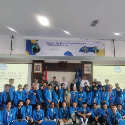 Menggali Minat Mahasiswa Untuk Bersaing di Pekan Kreativitas Mahasiswa (PKM)