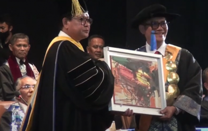 Prof. Rokhmin Dahuri Sampaikan Orasi Ilmiah Pada Wisudawan/i ISI Padangpanjang