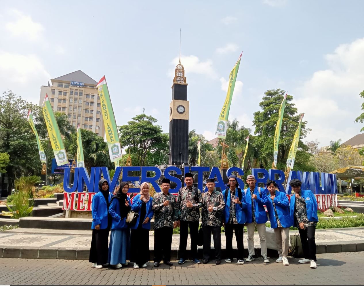 “Kafilah ISI Padangpanjang Berangkat ke Universitas Brawijaya untuk mengikuti MTQMN ke XVII “Kafilah ISI Padangpanjang Berangkat ke Universitas Brawijaya untuk mengikuti MTQMN ke XVII
