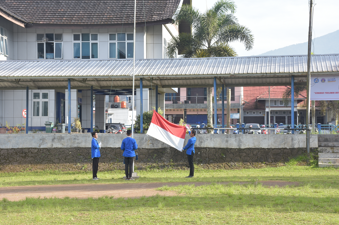 Upacara Hari Pahlawan di ISI Padangpanjang: Semangat Pahlawan Untuk Masa Depan Bangsa Dalam Memerangi Kemiskinan dan Kebodohan Upacara Hari Pahlawan di ISI Padangpanjang: Semangat Pahlawan Untuk Masa Depan Bangsa Dalam Memerangi Kemiskinan dan Kebodohan